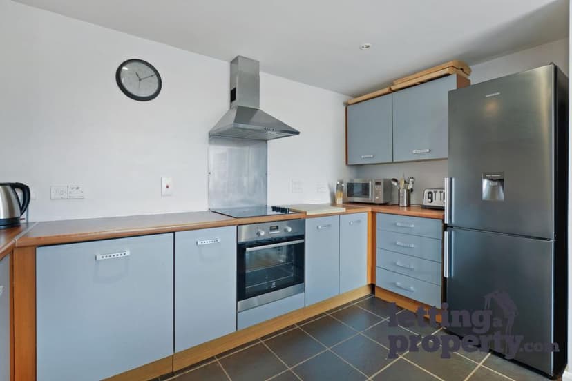 Image 2:2 bedroom Flat to rent