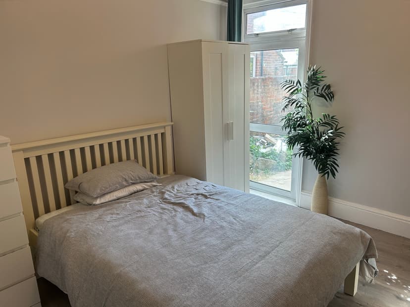 Image 3:5 bedroom House share to rent