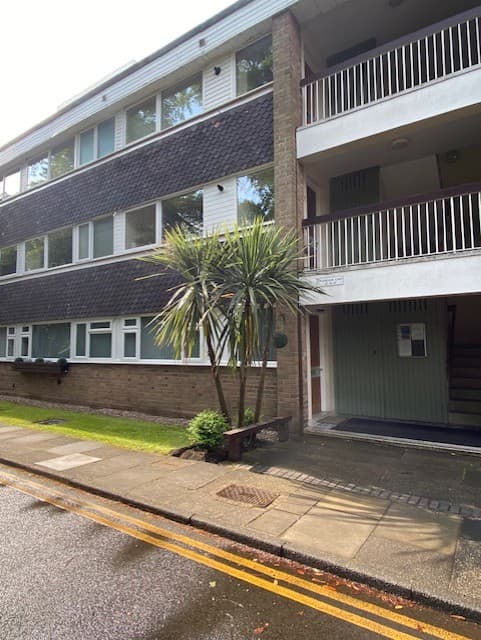 Image 1:2 bedroom Ground floor flat to rent