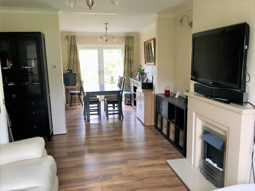 Image 1:3 bedroom Semi-detached house to rent