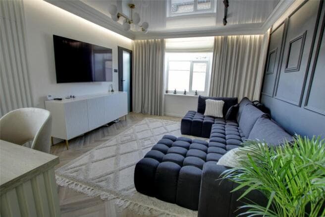 Image 2:5 bedroom End-of-terrace house to rent