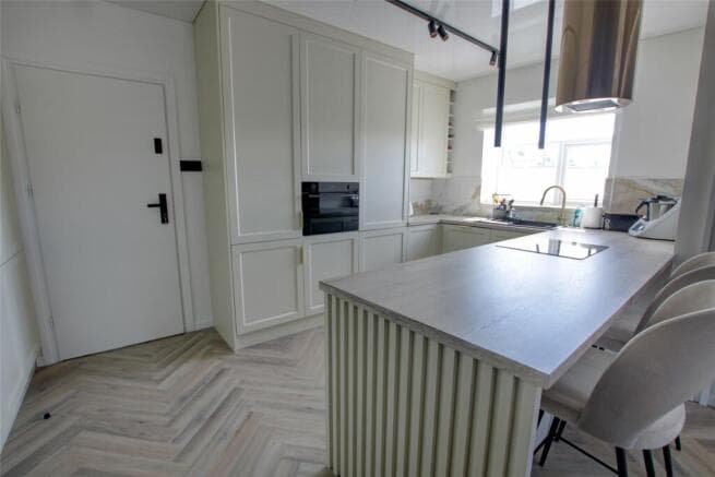 Image 3:5 bedroom End-of-terrace house to rent