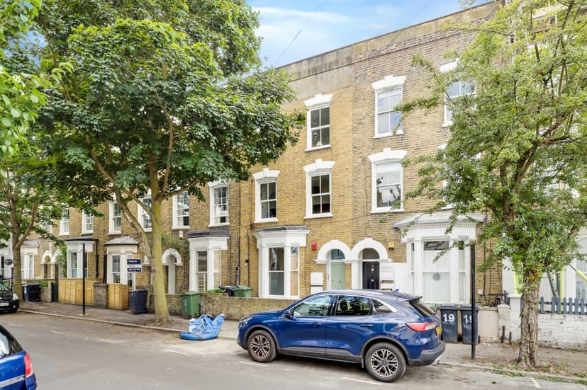 Image 1:2 bedroom Maisonette to rent