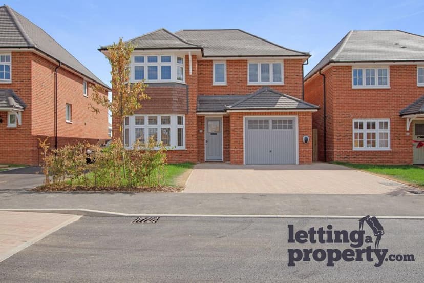 Image 1:4 bedroom Detached house to rent