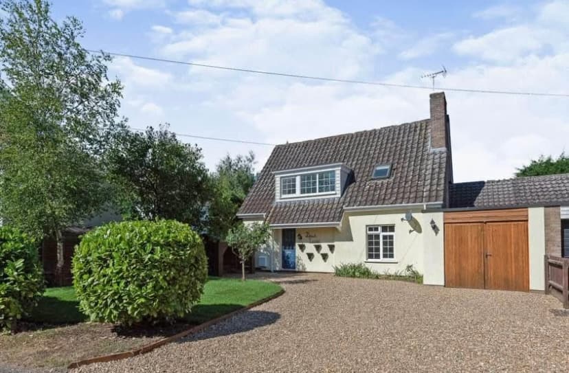 Image 1:4 bedroom Cottage to rent