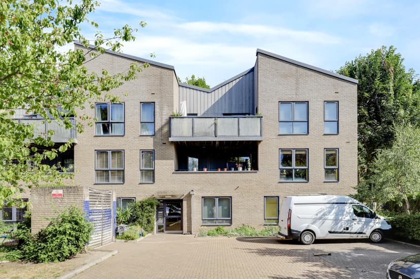 Image 1:2 bedroom Apartment or flat to rent