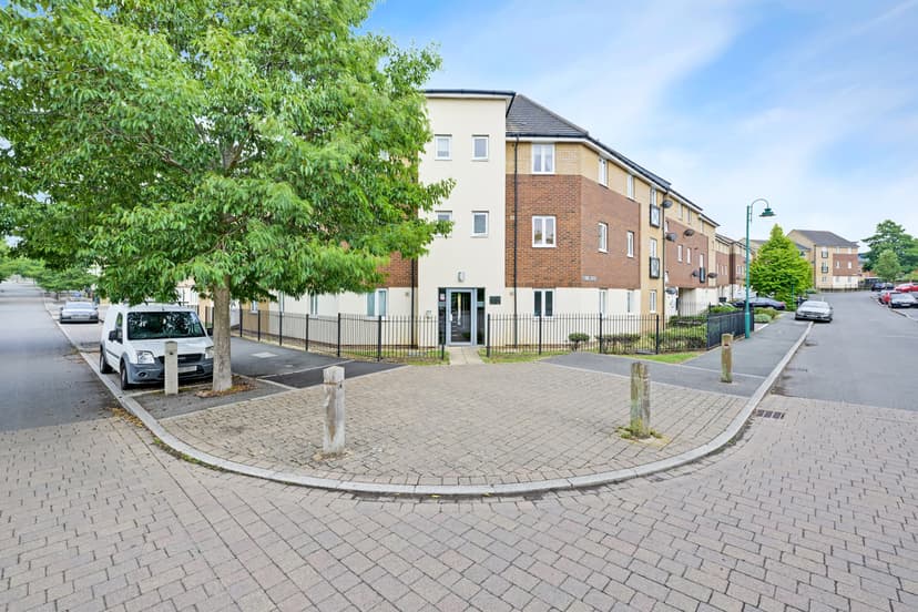 Image 1:2 bedroom Apartment or flat to rent