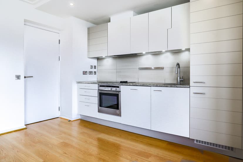 Image 3:2 bedroom Flat to rent