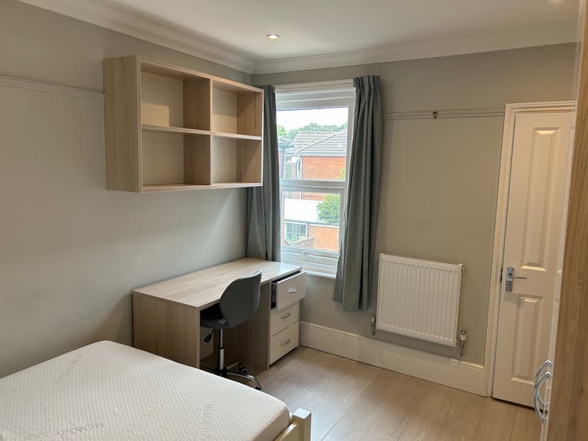 Image 3:5 bedroom House share to rent