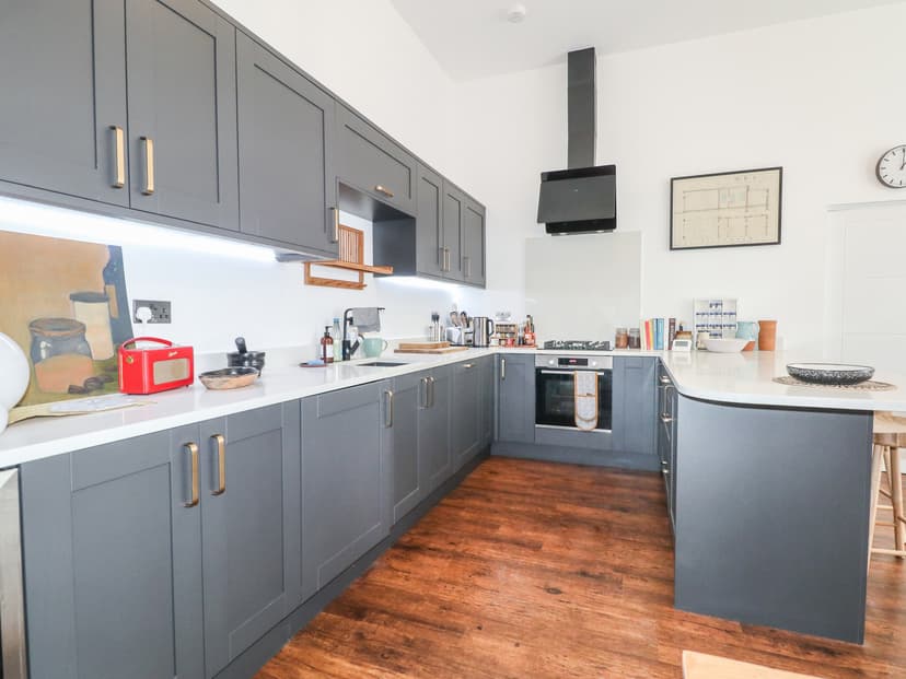 Image 2:3 bedroom Apartment or flat to rent