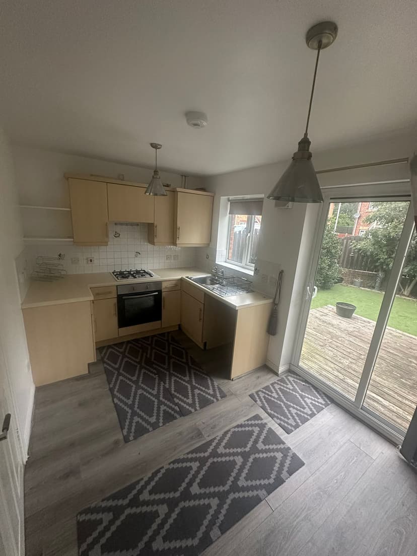 Image 2:2 bedroom Semi-detached house to rent