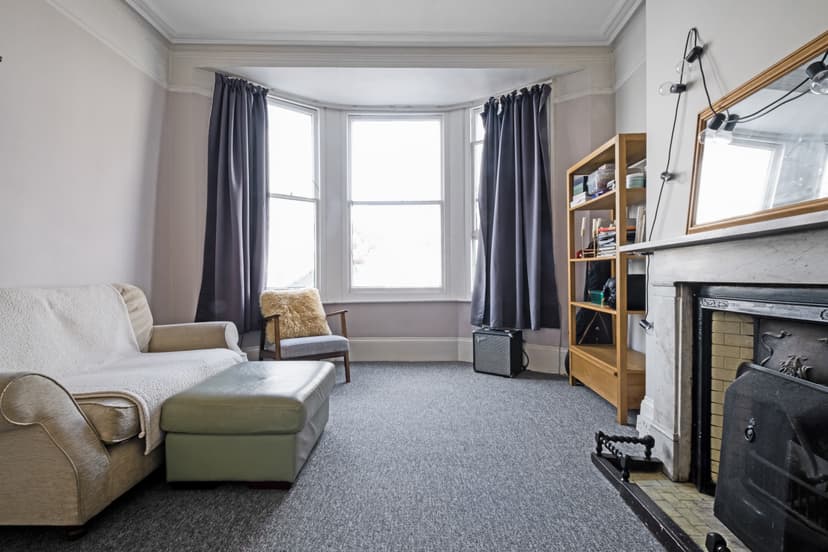 Image 3:2 bedroom Maisonette to rent