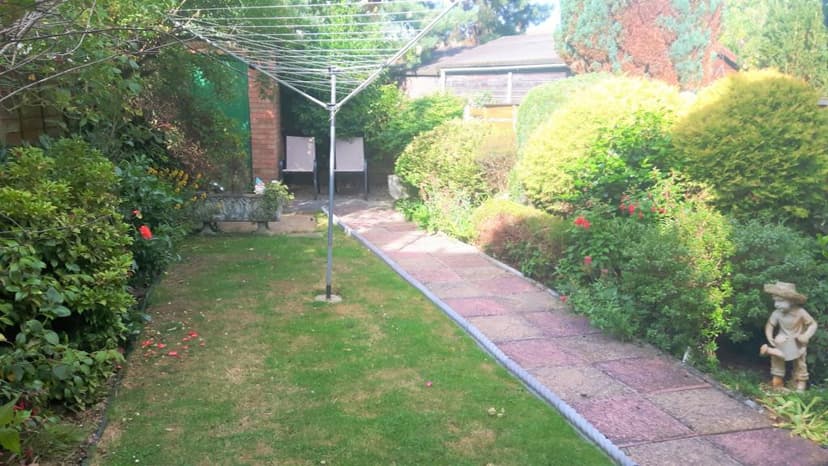 Image 3:2 bedroom End-of-terrace house to rent