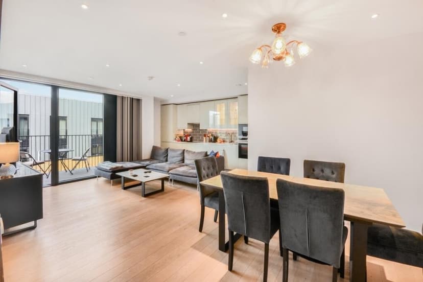 Image 1:2 bedroom Apartment or flat to rent