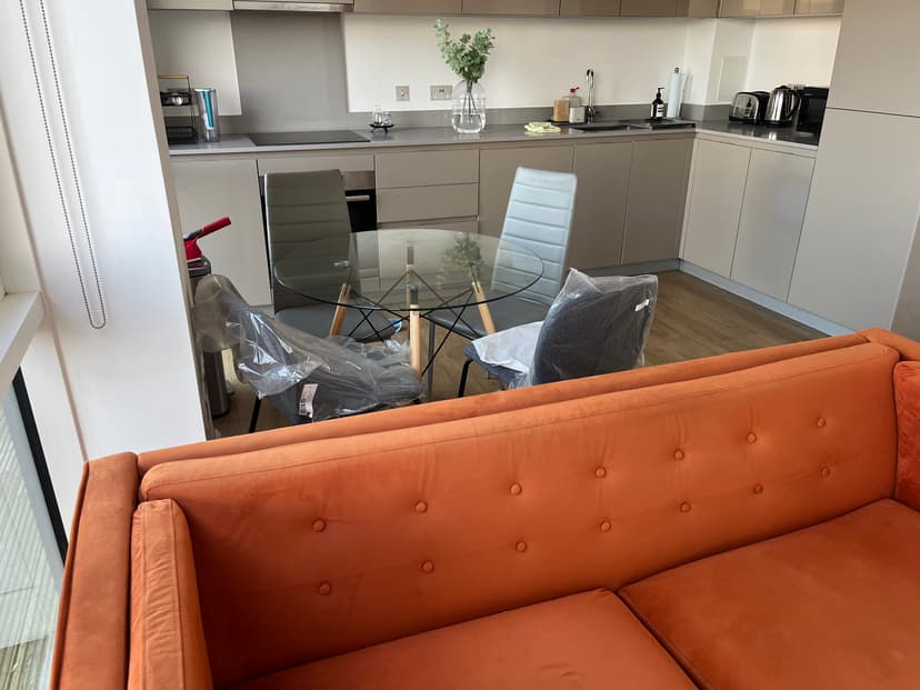 Image 1:1 bedroom Apartment or flat to rent