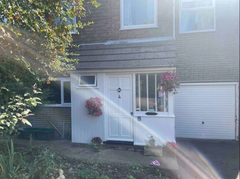 Image 1:4 bedroom Detached house to rent