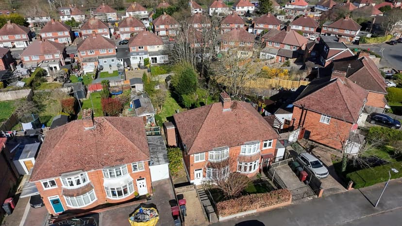 Image 2:3 bedroom Semi-detached house to rent