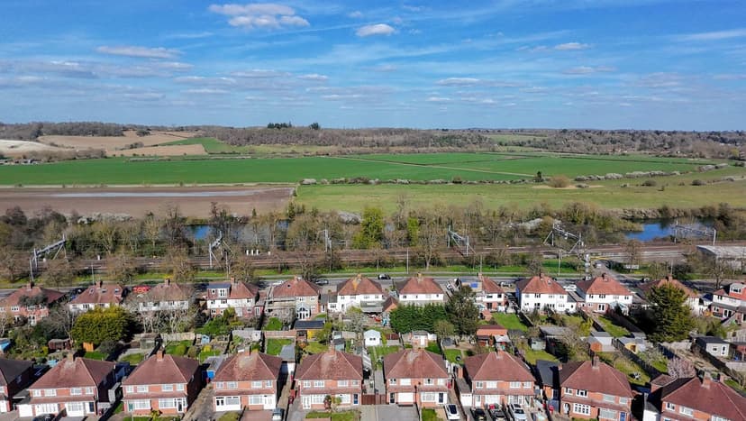 Image 3:3 bedroom Semi-detached house to rent