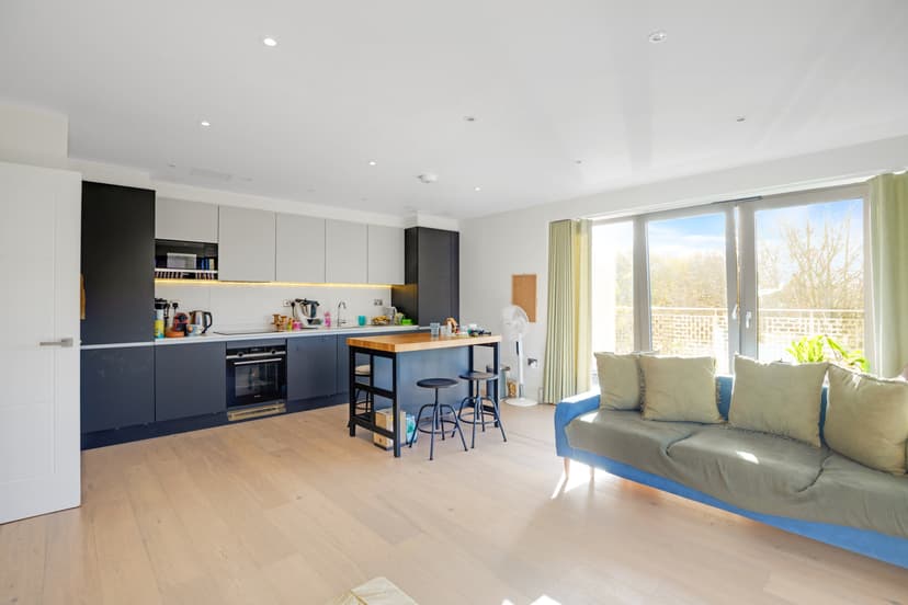 Image 3:2 bedroom Apartment or flat to rent