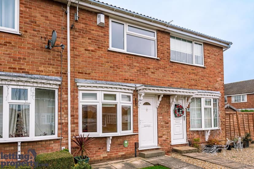 Image 1:2 bedroom Terraced house to rent