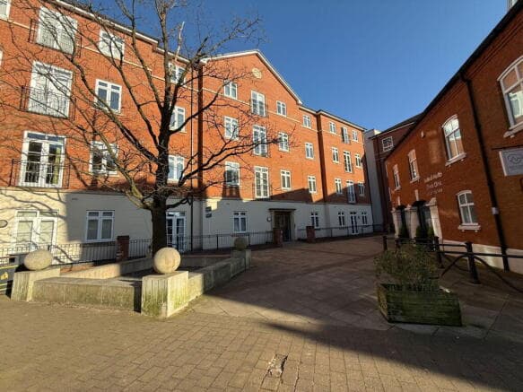 Image 1:2 bedroom Flat to rent