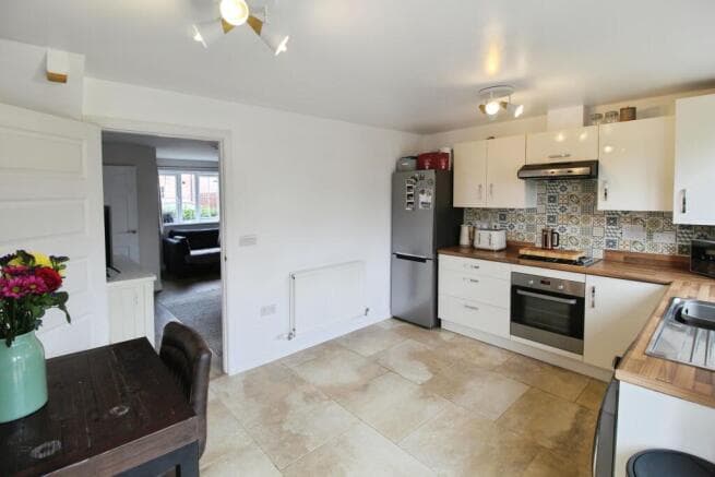 Image 2:3 bedroom Detached house to rent