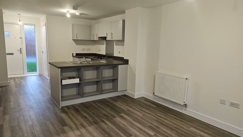 Image 3:2 bedroom Semi-detached house to rent