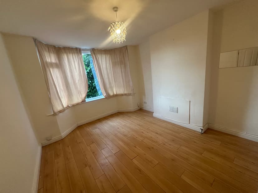 Image 3:3 bedroom Semi-detached house to rent