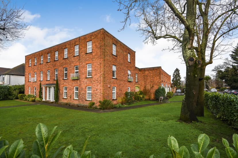 Image 3:2 bedroom Apartment or flat to rent