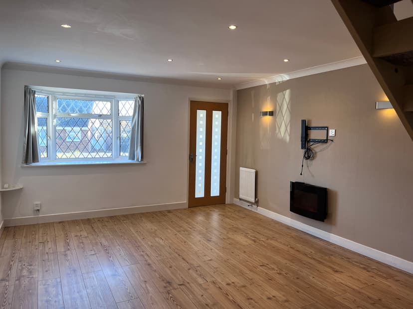 Image 3:2 bedroom Semi-detached house to rent