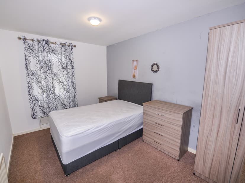 Image 3:4 bedroom Terraced house to rent