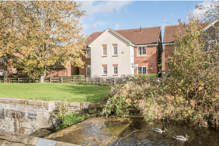 Image 1:2 bedroom Townhouse to rent