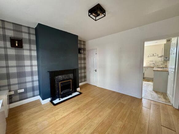 Image 2:2 bedroom Terraced house to rent
