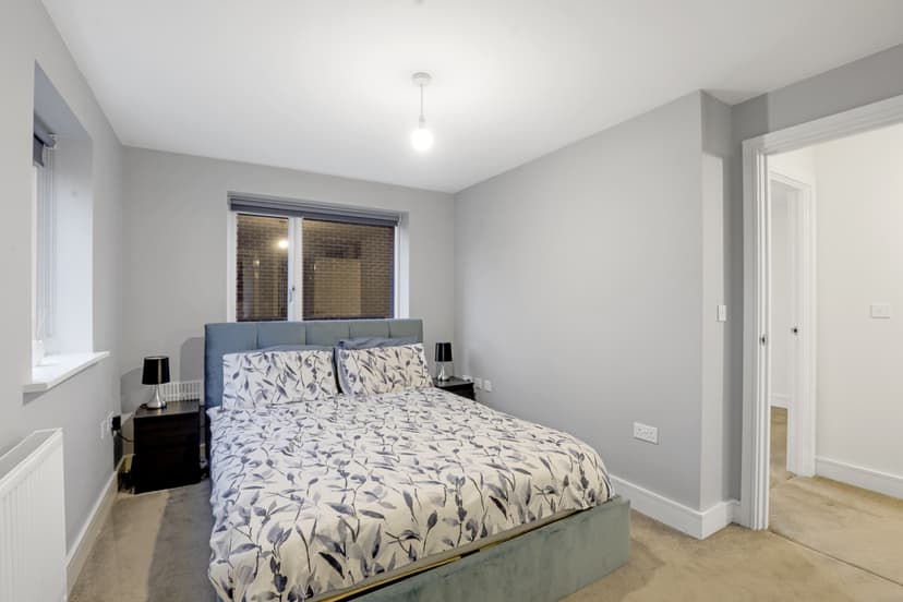 Image 3:2 bedroom Apartment or flat to rent