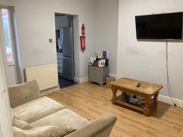 Image 3:1 bedroom House share to rent