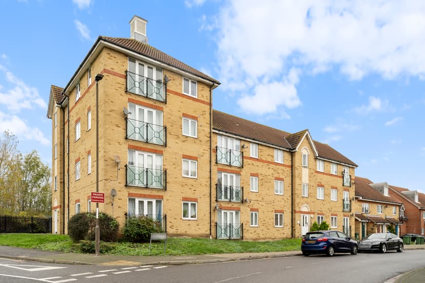 Image 1:2 bedroom Apartment or flat to rent