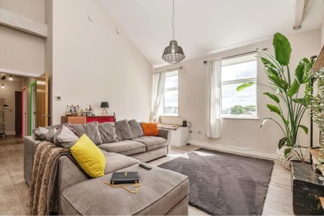 Image 3:2 bedroom Apartment or flat to rent