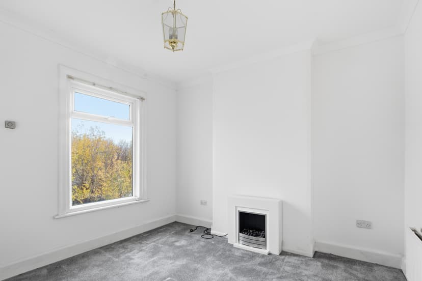 Image 3:3 bedroom Flat to rent