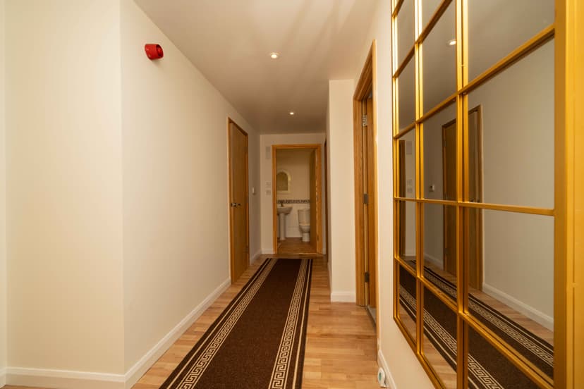 Image 2:2 bedroom Flat to rent