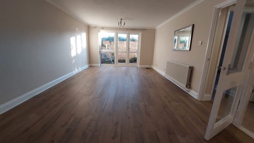 Image 1:2 bedroom Maisonette to rent