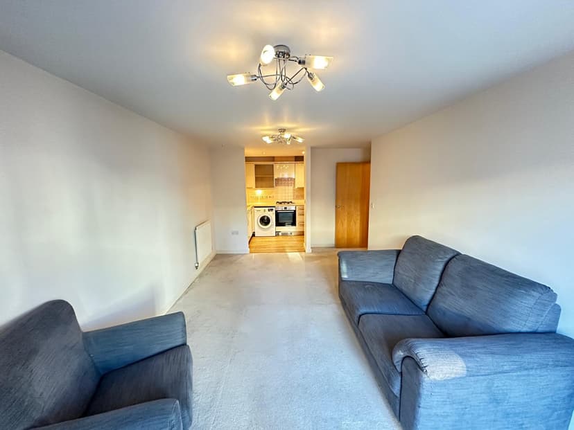 Image 3:2 bedroom Apartment or flat to rent