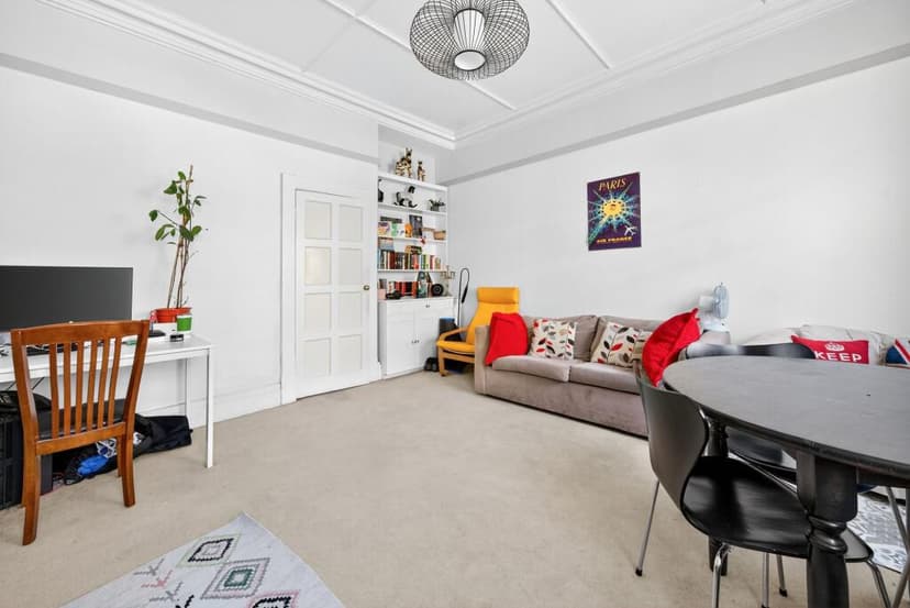 Image 3:1 bedroom Apartment or flat to rent