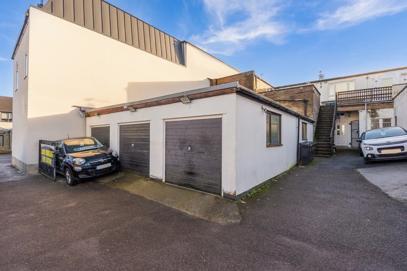 Image 2:1 bedroom Apartment or flat to rent