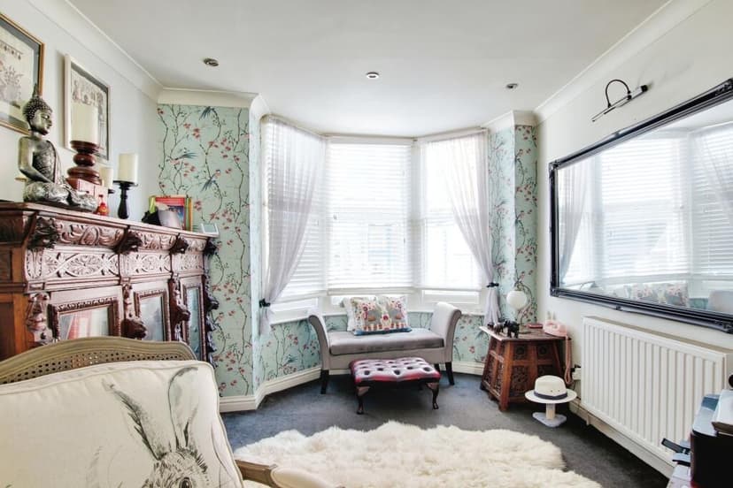 Image 1:2 bedroom Maisonette to rent