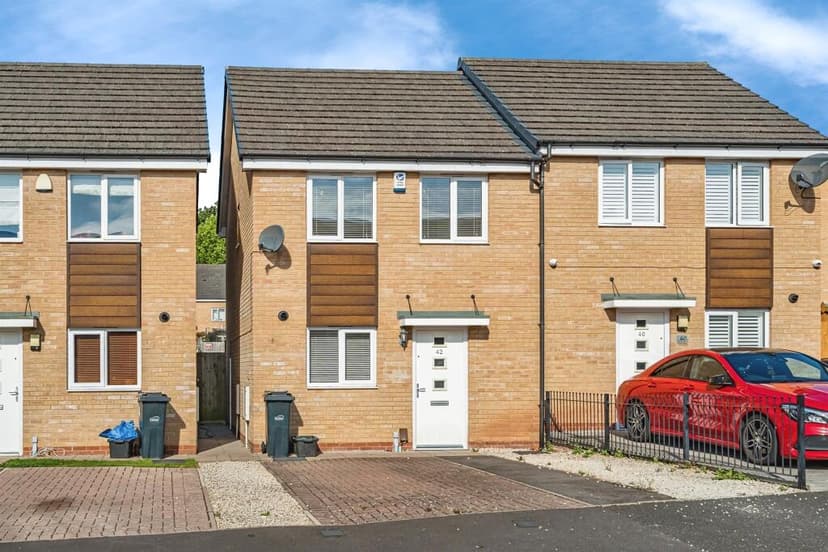 Image 1:2 bedroom Semi-detached house to rent