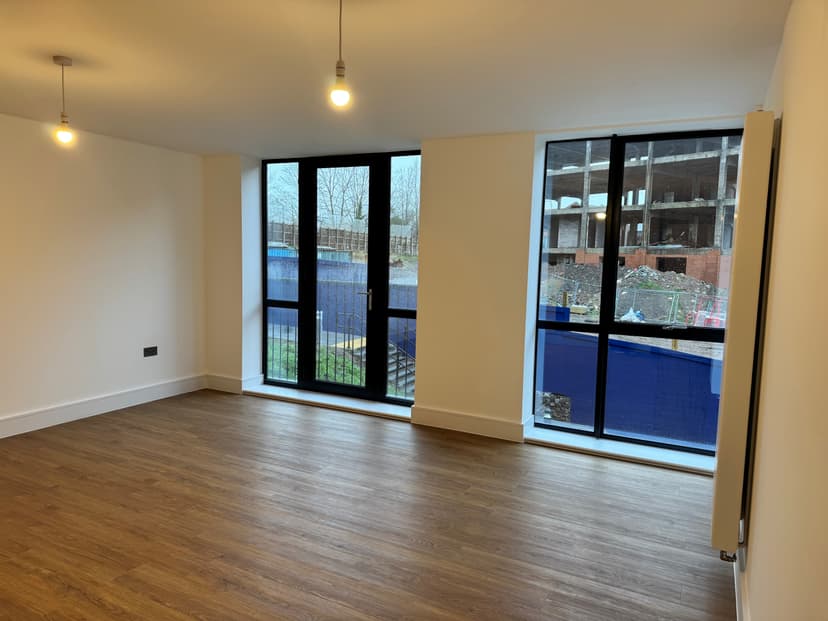 Image 1:1 bedroom Flat to rent