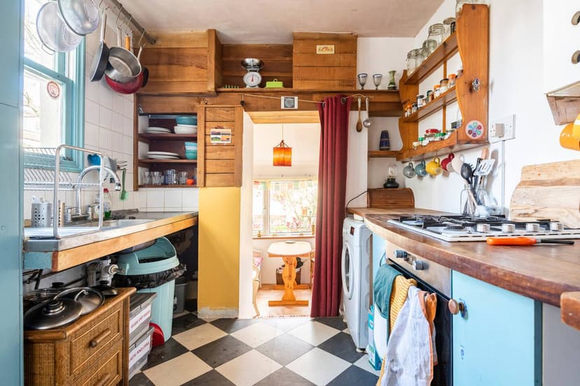 Image 3:4 bedroom Terraced house to rent