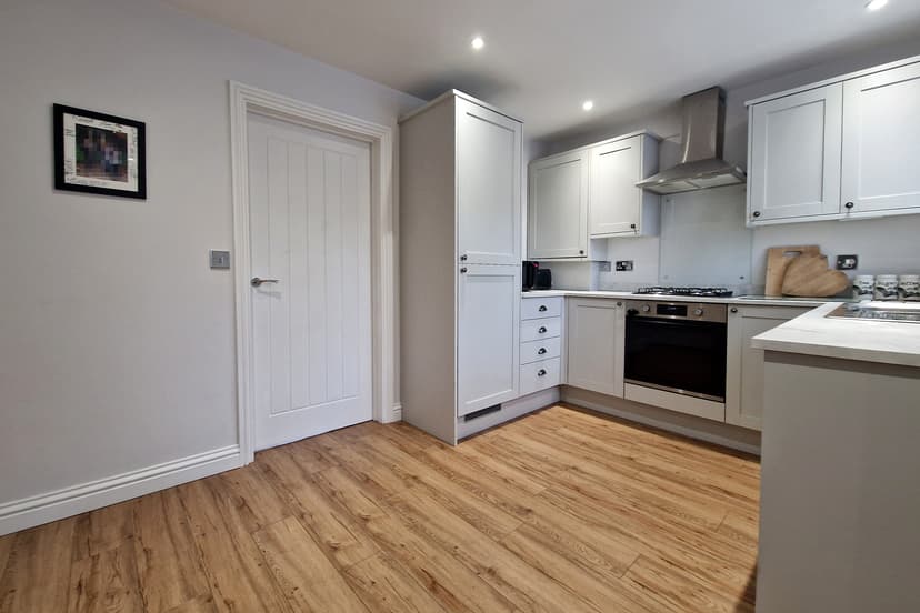 Image 2:3 bedroom Detached house to rent