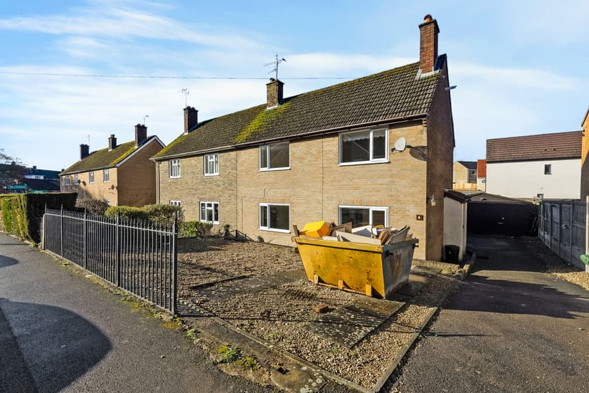 Image 2:3 bedroom Semi-detached house to rent