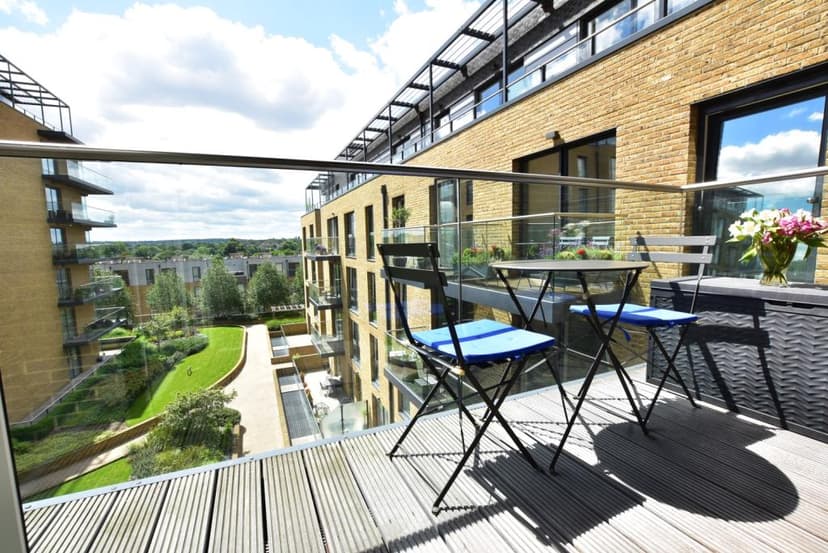 Image 1:2 bedroom Apartment or flat to rent